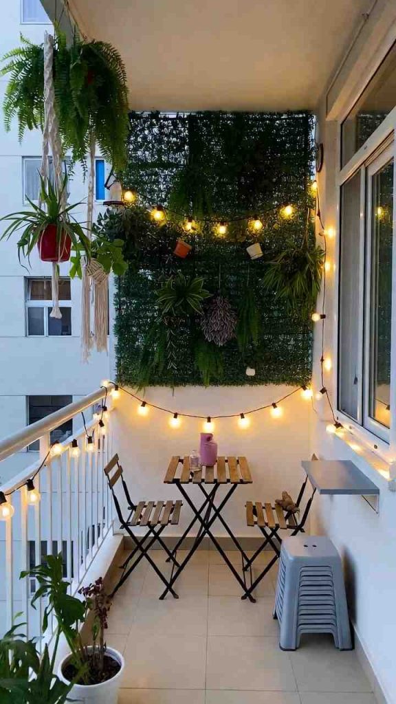 decorating ideas for small balcony